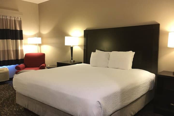 Room 4 of 41